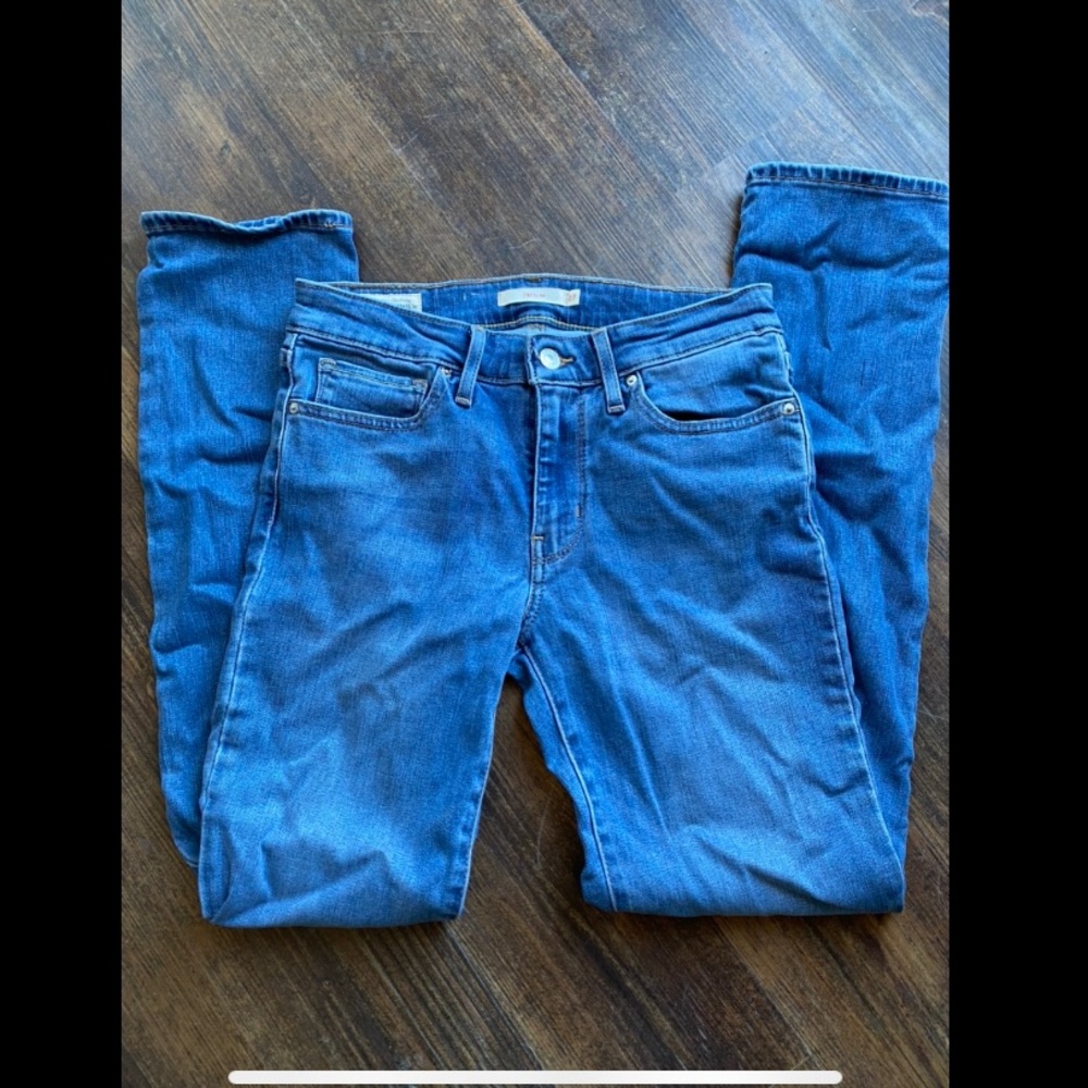 Levis 712 Slim Jeans